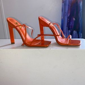 I normally order a sz 7 in heels, but these ran too big for me!